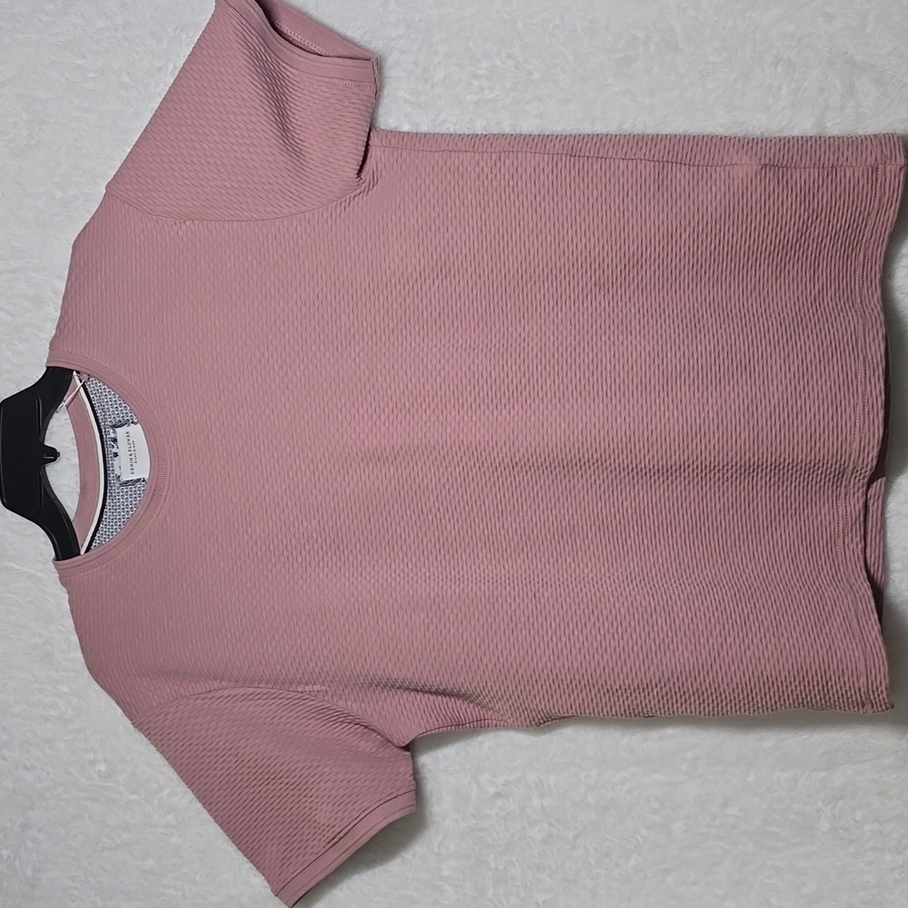 Denim & Flower by Ricky Singh Unisex Pink Short Sleeve Tee